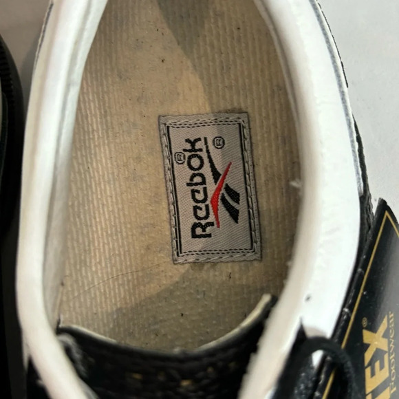REEBOK Sz 7.5 Hexalite Black White Gortex GOLF Saddle Shoes NEW WITH TAG - Picture 5 of 16